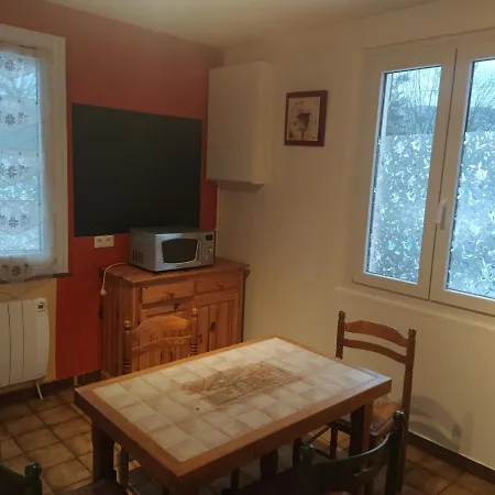 Dans Maison *