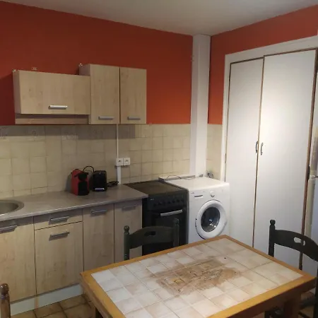 Dans Maison *